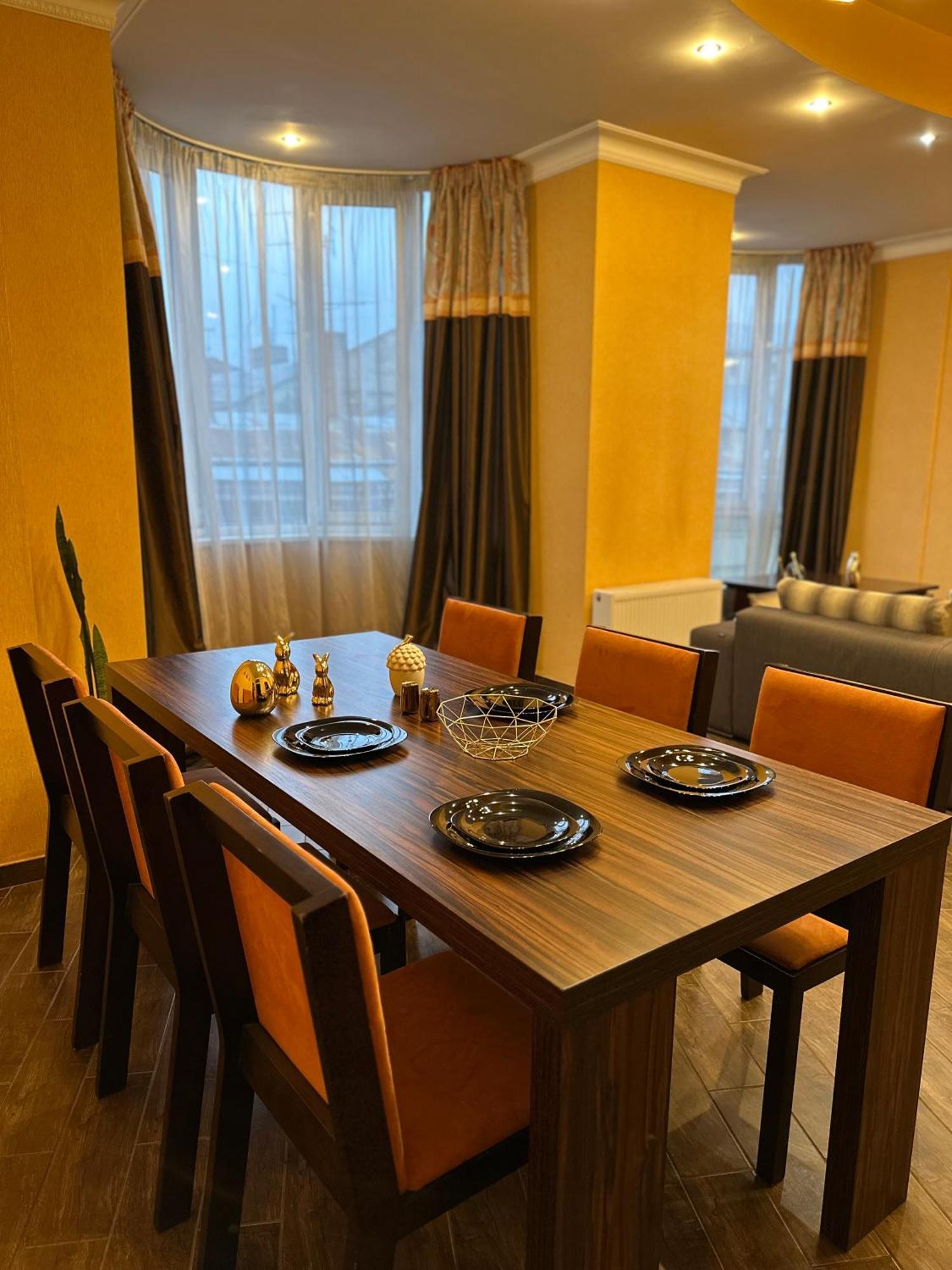 Vip Apartments ! Lemberg Exterior foto